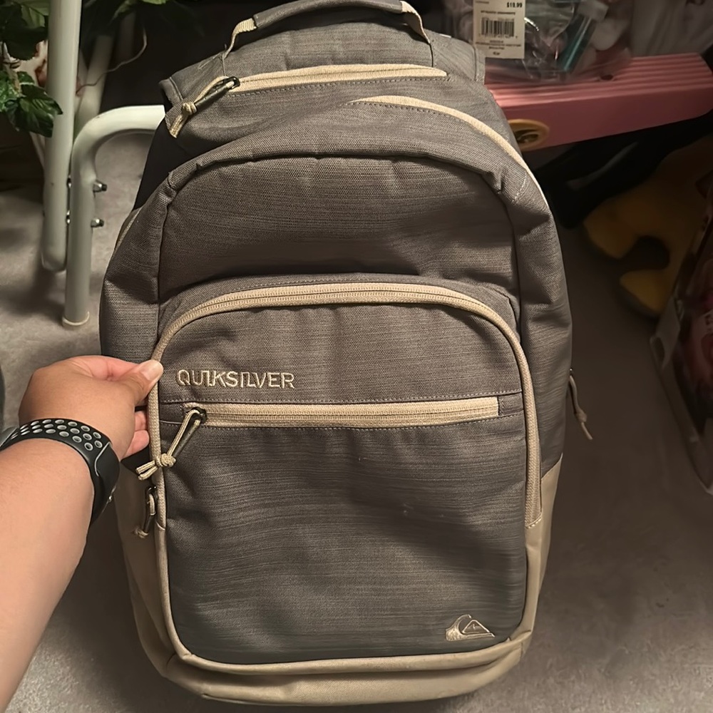 Quiksilver backpack gray
